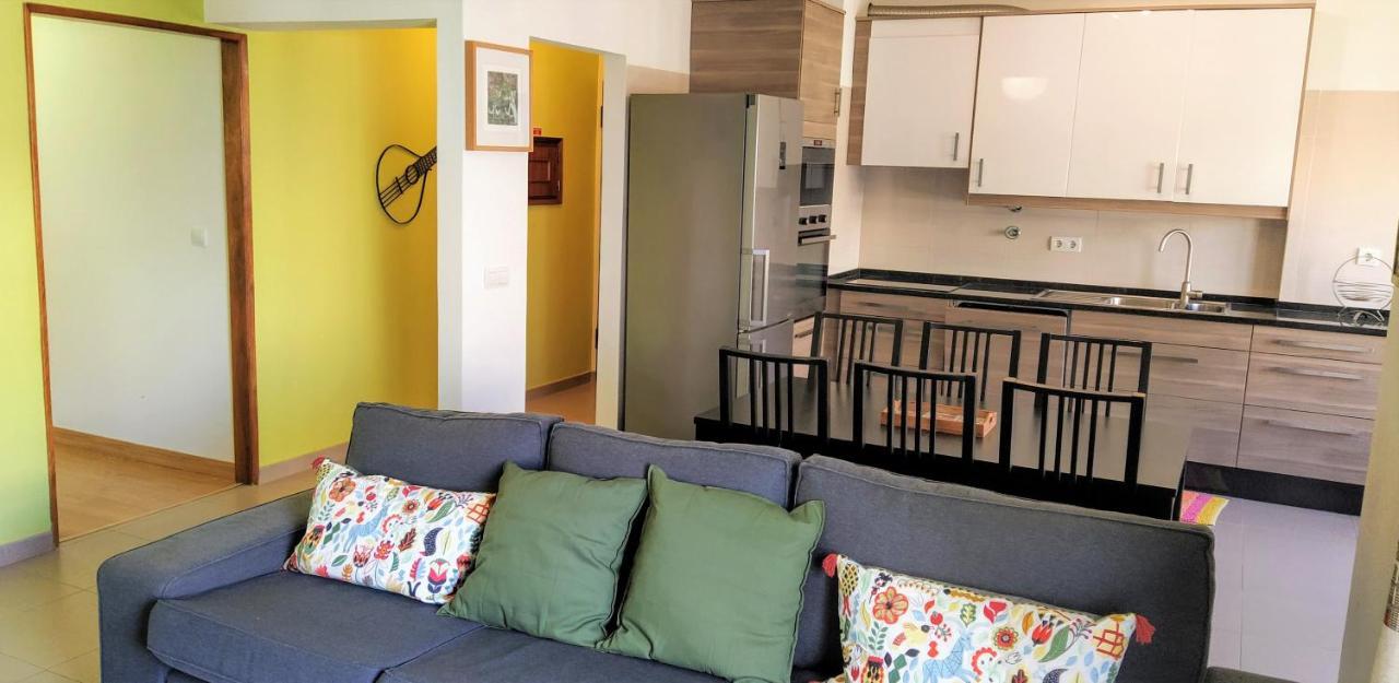Large Apartment Near The Beach And Lisbon Costa de Caparica Luaran gambar
